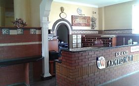 Grand Akmer Hotel